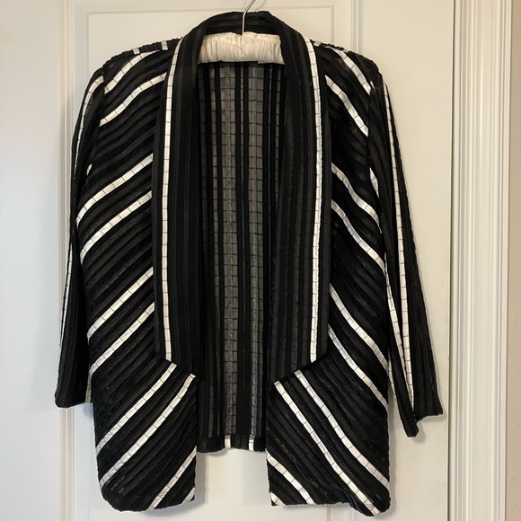 Chicos evening jacket - Picture 2 of 3